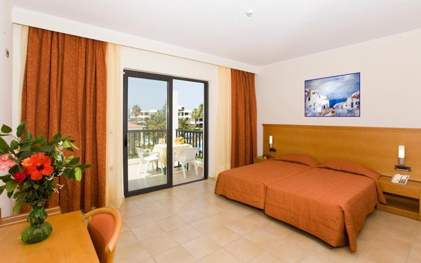 Tigaki Beach Hotel Szoba fotó
